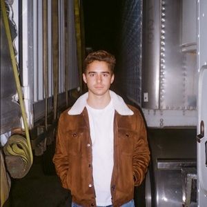 Meet your Posher, Cameron